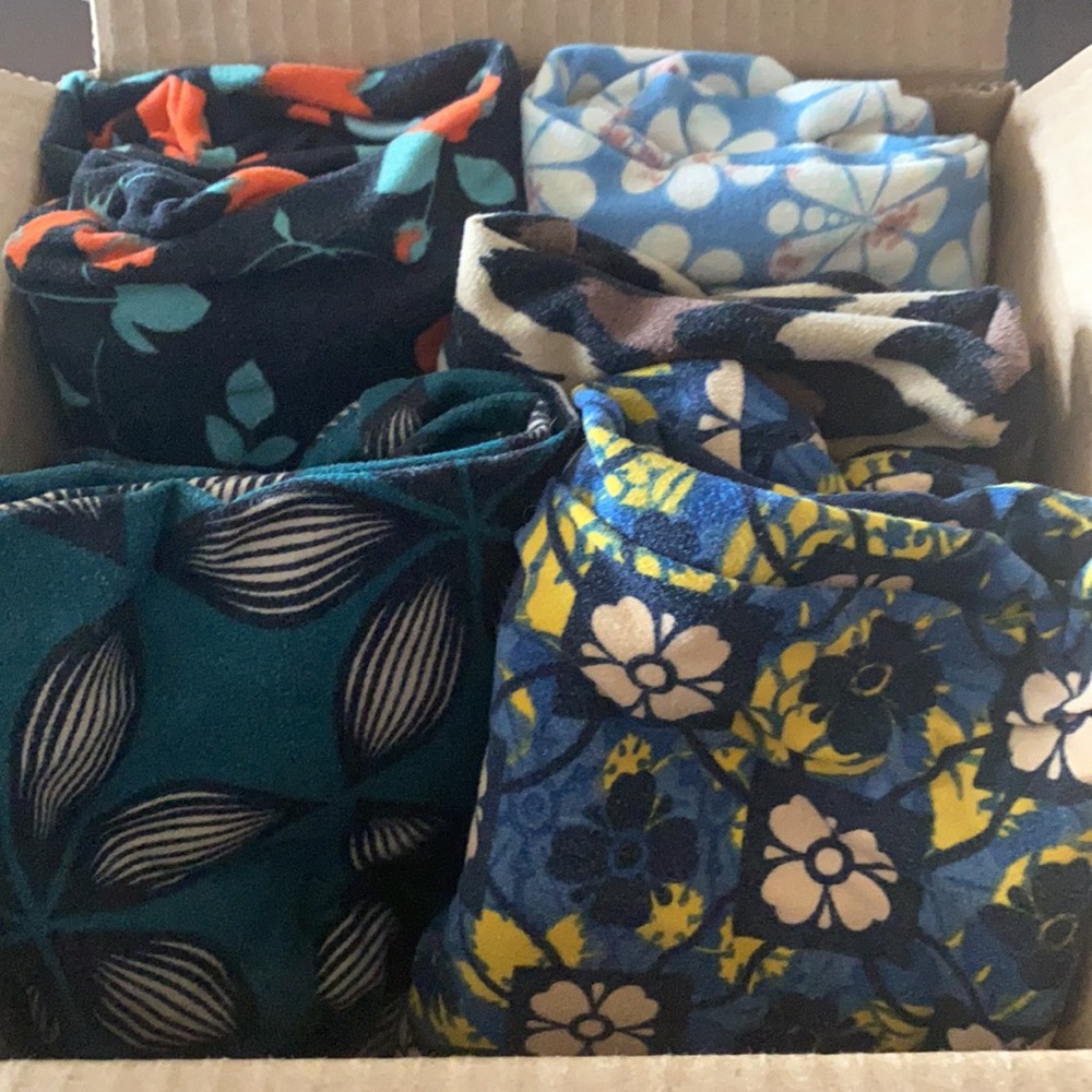 Bundle of 5 Pairs of LuLaRoe Leggings